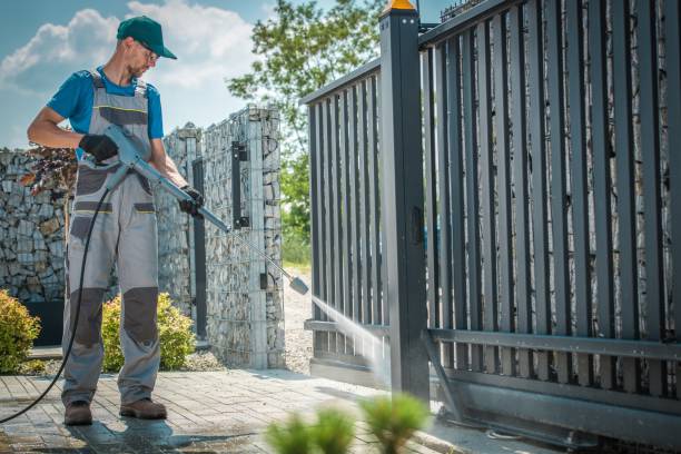 Best Pool Deck Cleaning  in Gotha, FL